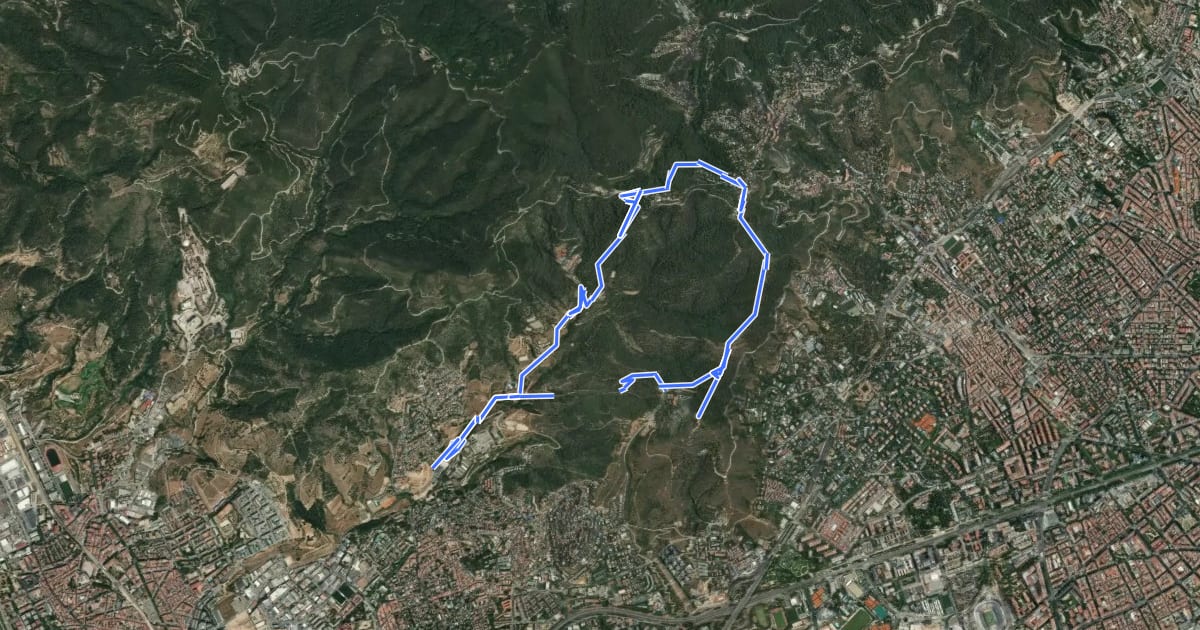 Маршрут De Sant Just Desvern al coll de Can Cuiàs i Sant Pere Màrtir passant per Vallvidrera на спутниковом снимке