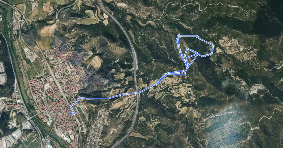 Маршрут De Sant Vicenç de Castellet a Sant Pere de Vallhonesta на спутниковом снимке