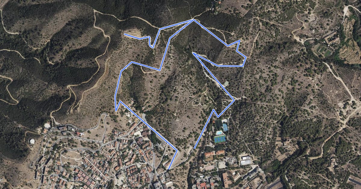 Маршрут De Torribera al Puig Castellar на спутниковом снимке
