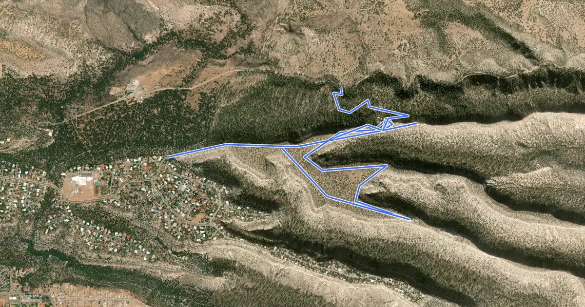 Маршрут Deer Trap Mesa Trails на спутниковом снимке