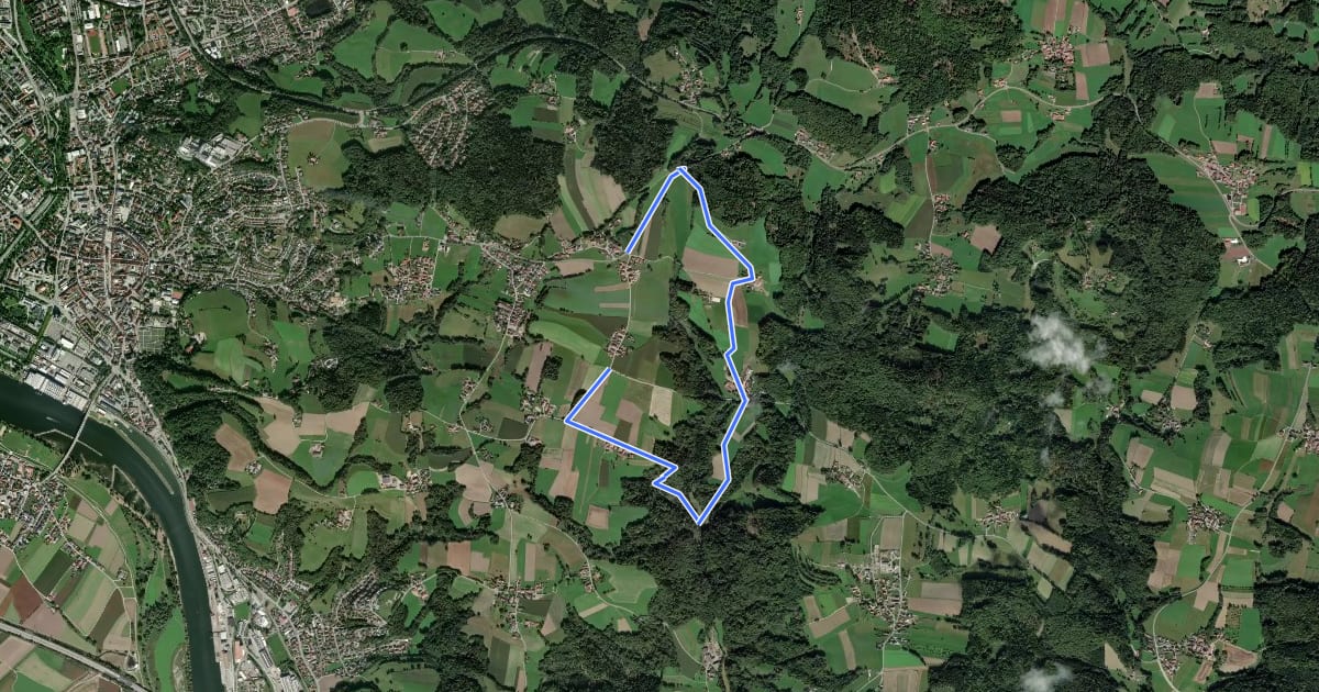 Маршрут Deggendorf Rundwanderweg Nr. 4a на спутниковом снимке