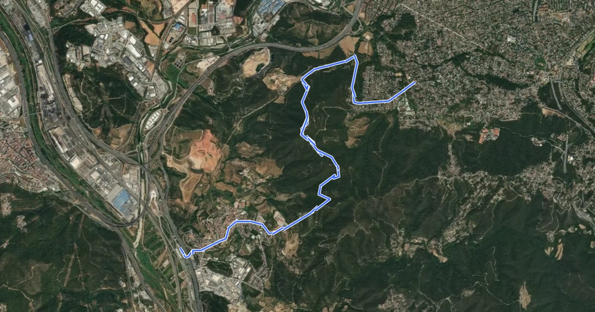 Маршрут Del Baix Llobregat al Vallès, pel Puig Madrona на спутниковом снимке