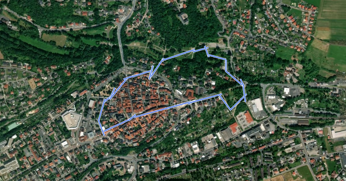 Маршрут Der Blaue Stuhl Rundweg на спутниковом снимке