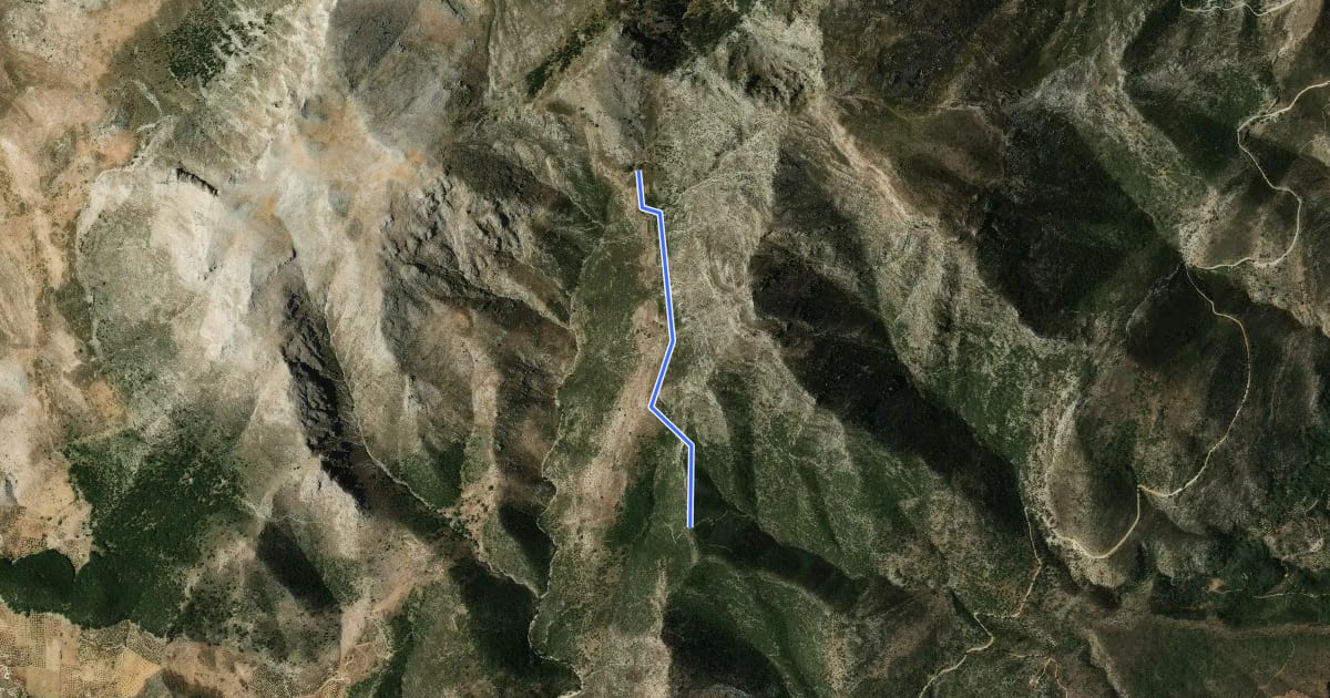 Маршрут Derivación a Fuente de la Sierra Prieta на спутниковом снимке