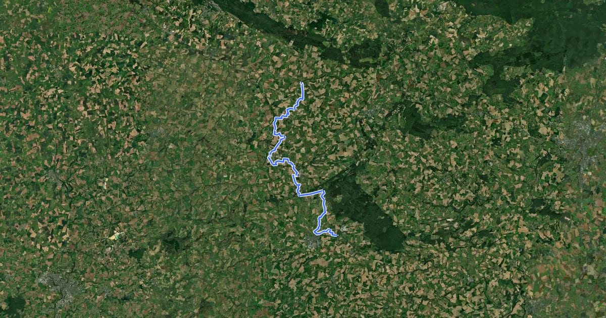Маршрут Des Perles à la Forêt de Bagnoles-de-L’Orne (Moulin Arrondeau - GR22c) - Liaison n°2 - Base VTT FFCT des Perles на спутниковом снимке