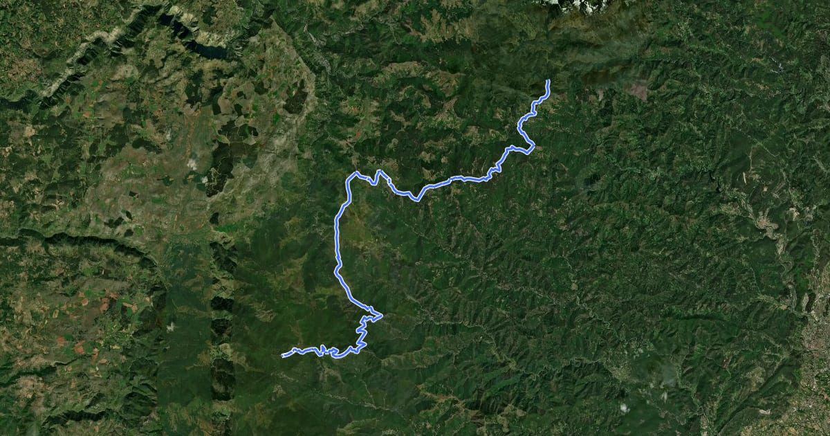 Маршрут Des Vosges aux Pyrénées 04, Signal du Ventalon - Prat Peyrot на спутниковом снимке