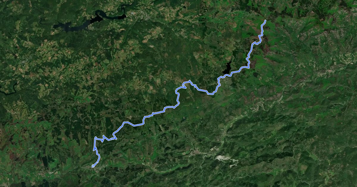Маршрут Des Vosges aux Pyrénées 07, Col de Fontfroide - Labastide на спутниковом снимке