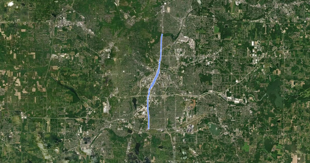 Маршрут Distance Akron - Brown Route на спутниковом снимке