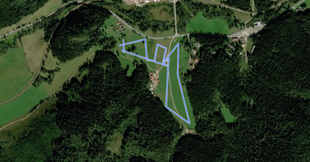 Маршрут Dobšinská Ľadová jaskyňa 2.4 km okruh на спутниковом снимке