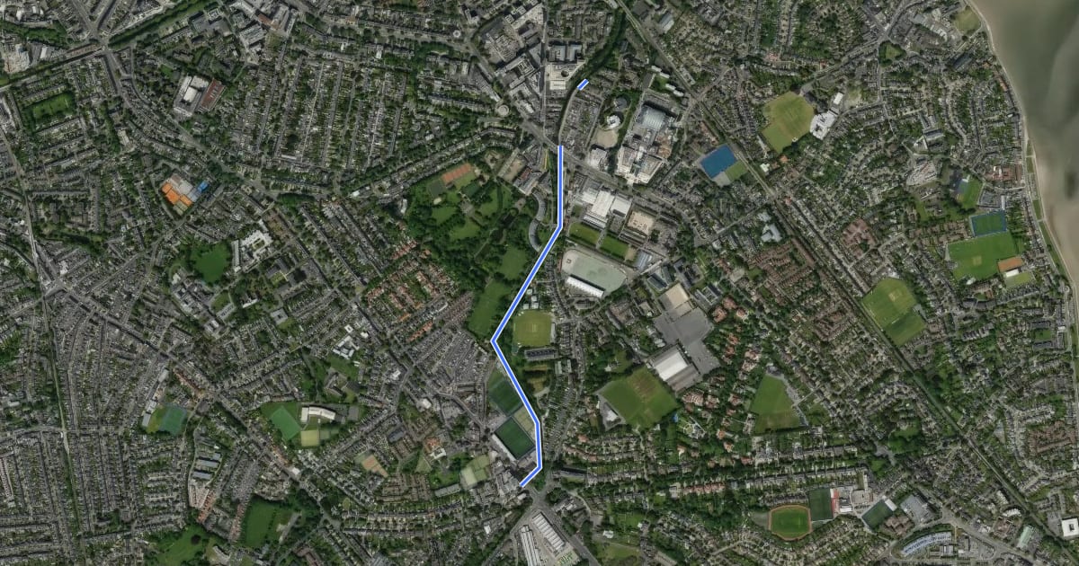 Маршрут Dodder Greenway на спутниковом снимке