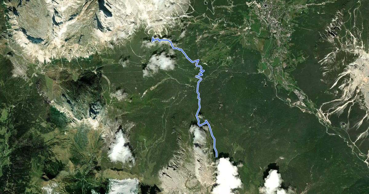 Маршрут Dolomites World Heritage Geotrail 45 на спутниковом снимке