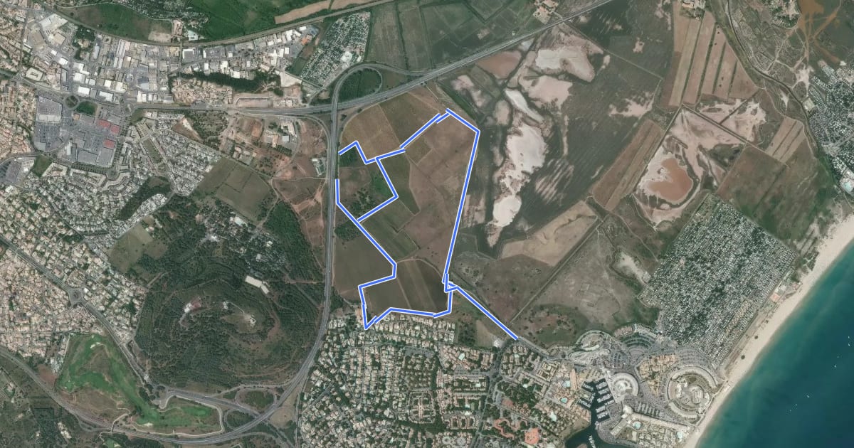 Маршрут Domaine de Maraval на спутниковом снимке