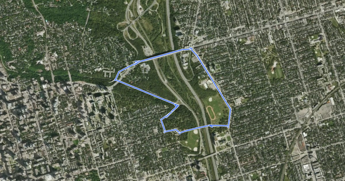 Маршрут Don Valley Hills and Dales Discovery Walk 1 на спутниковом снимке