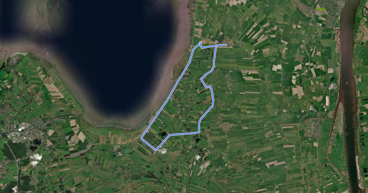 Маршрут Drei Milch-Ku(h)l-Tour - Route 1 – Gemeinden Stadland und Jade на спутниковом снимке
