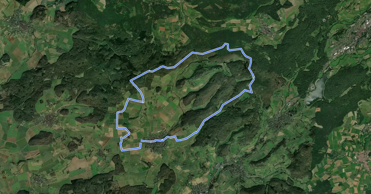 Маршрут Drei Schneidenweg rot на спутниковом снимке