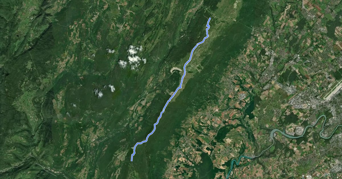 Маршрут Du Jura à la Méditerranée, Refuge de la Loge - La Corne на спутниковом снимке