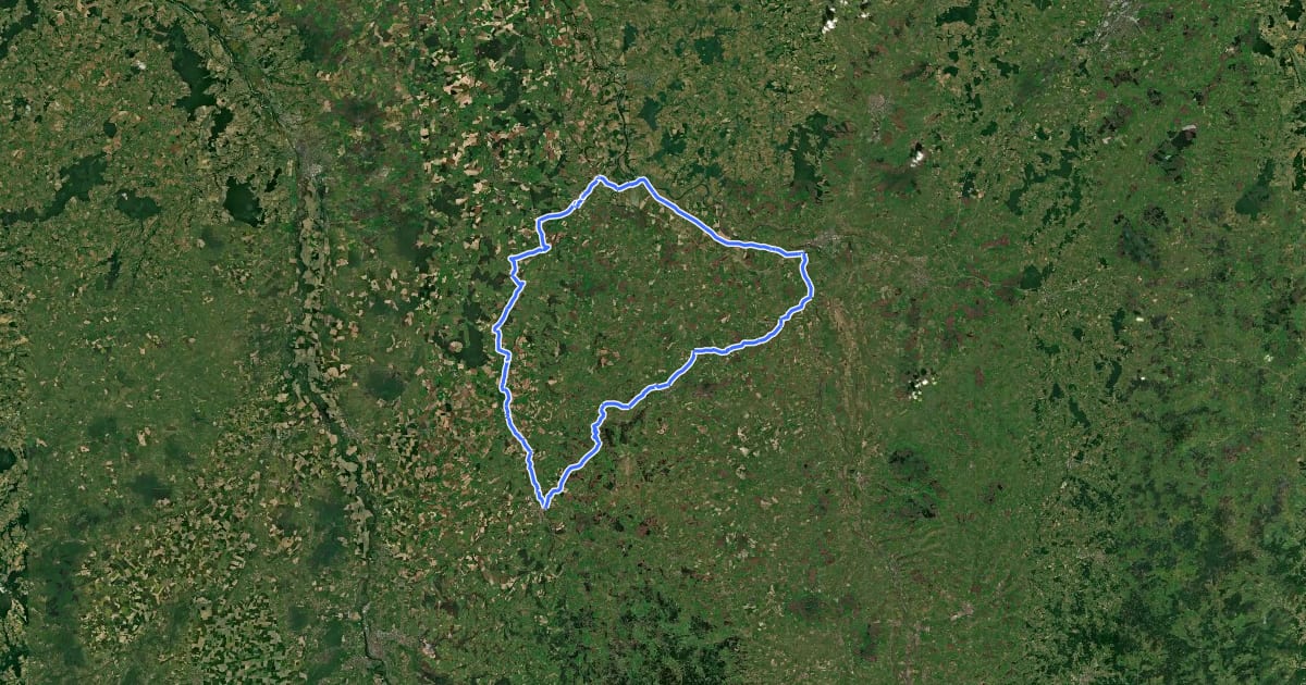 Маршрут Du Val de Besbre au Val de Loire на спутниковом снимке