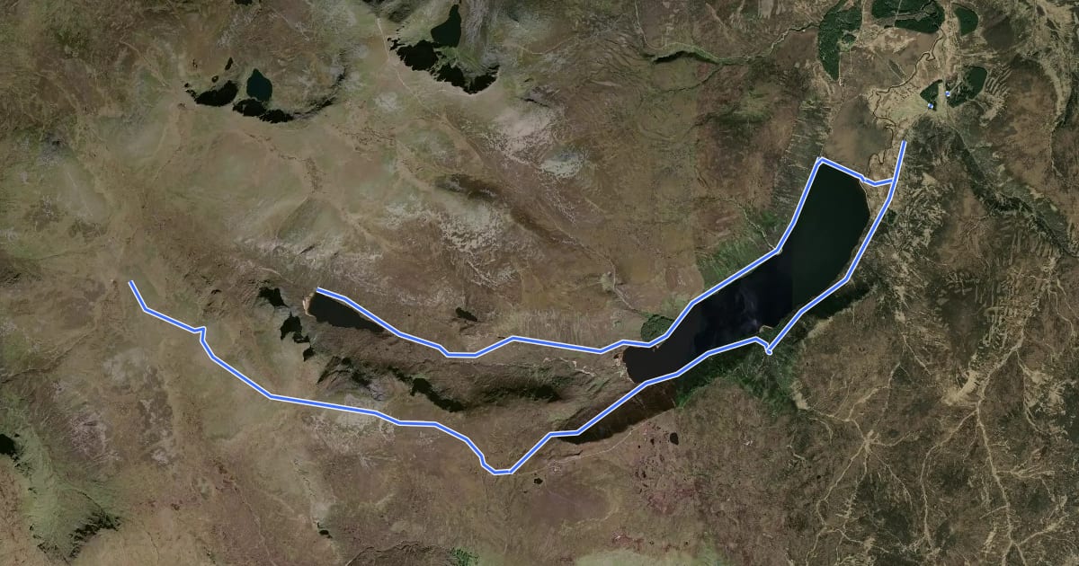 Маршрут Dubh Loch Trail на спутниковом снимке