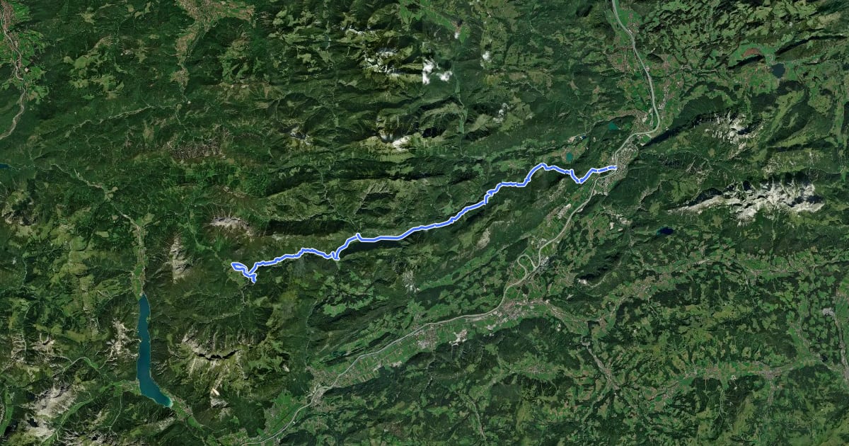 Маршрут E4 (alpin) Fernwanderweg (Bereich Rofan) на спутниковом снимке