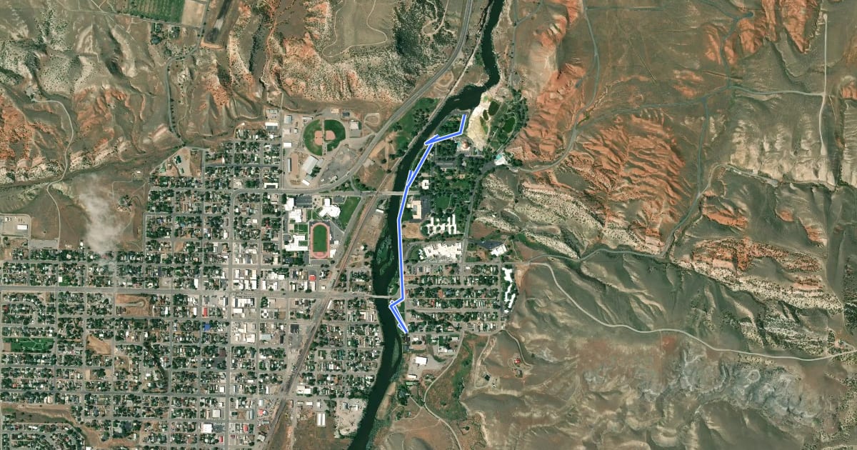 Маршрут East Bighorn River Trail на спутниковом снимке