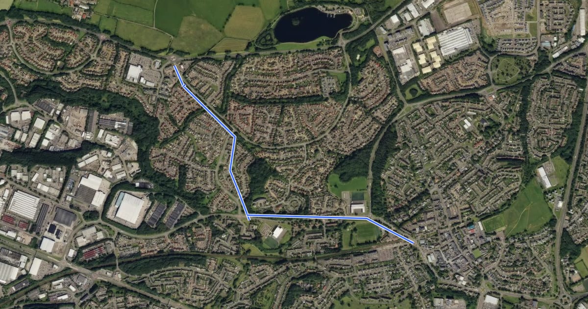 Маршрут East Kilbride Station to Stewartfield Cycle Route на спутниковом снимке