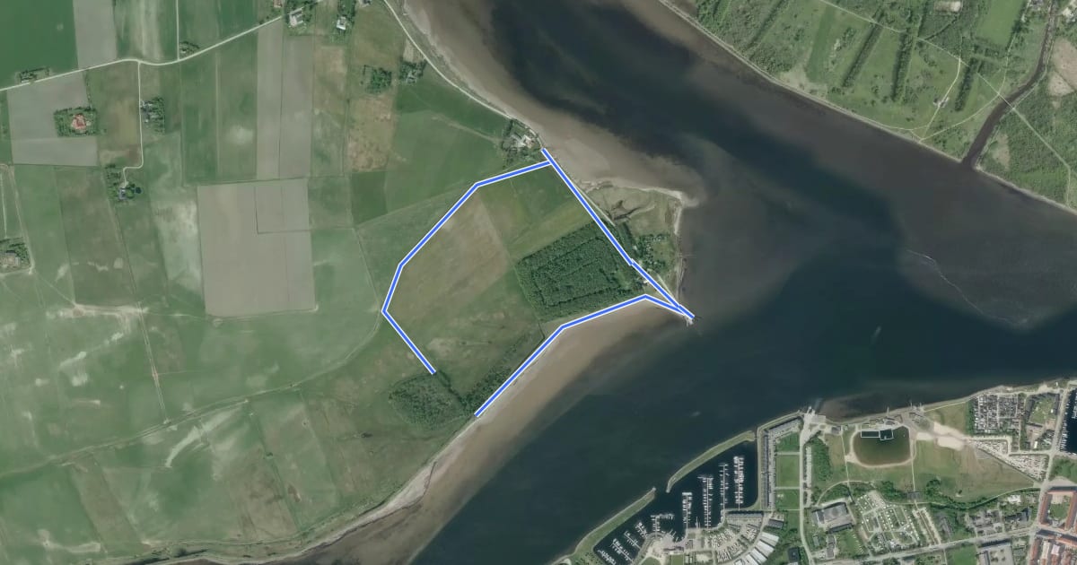 Маршрут Egholm Rød Vandrerute на спутниковом снимке
