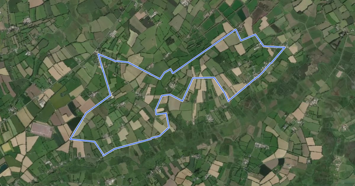Маршрут Eglises et Marais de la Taute на спутниковом снимке