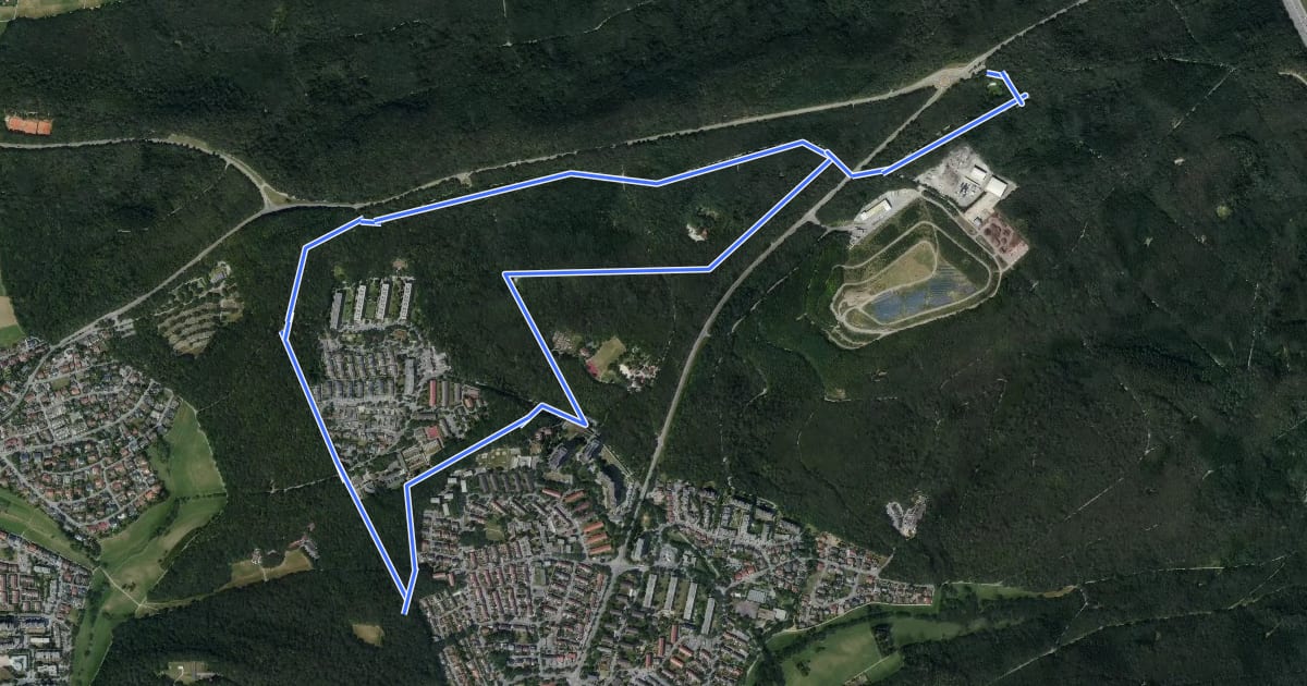 Маршрут Eichhörnchenweg Sindelfingen (große Runde) на спутниковом снимке