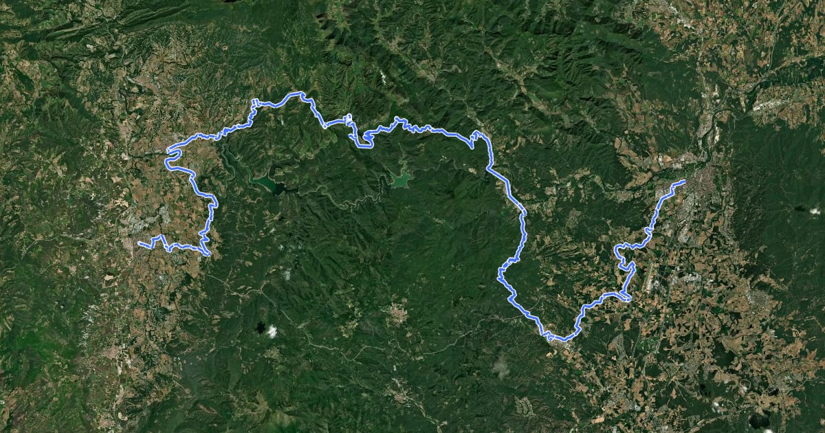 Маршрут El Camí IT7TR4 El Camí de Llevant: de Montserrat a Salses на спутниковом снимке