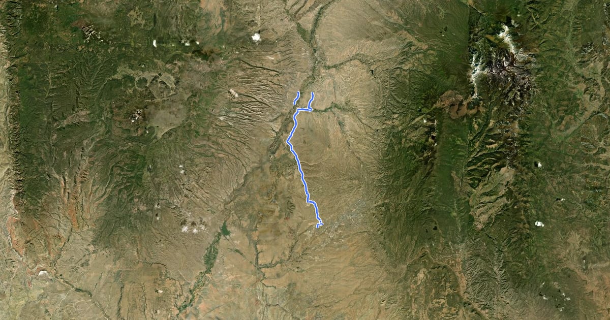 Маршрут El Camino Real de Tierra Adentro National Historic Trail - Ohkay Owingeh Branch - Santa Fe County на спутниковом снимке