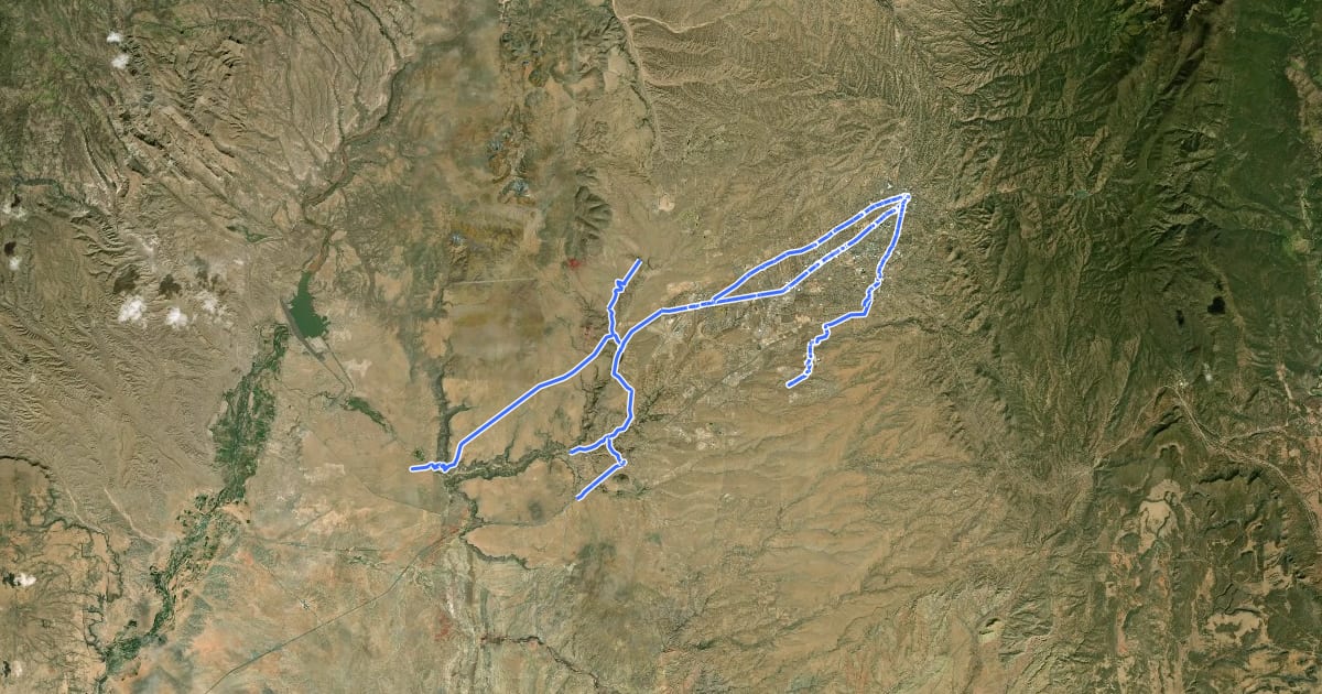 Маршрут El Camino Real de Tierra Adentro National Historic Trail - Santa Fe County на спутниковом снимке