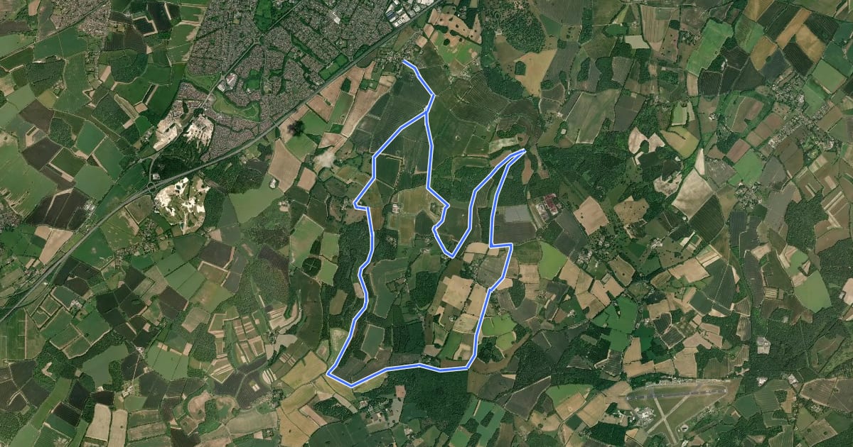Маршрут Ellisfield Off-Road Cycle Trail на спутниковом снимке
