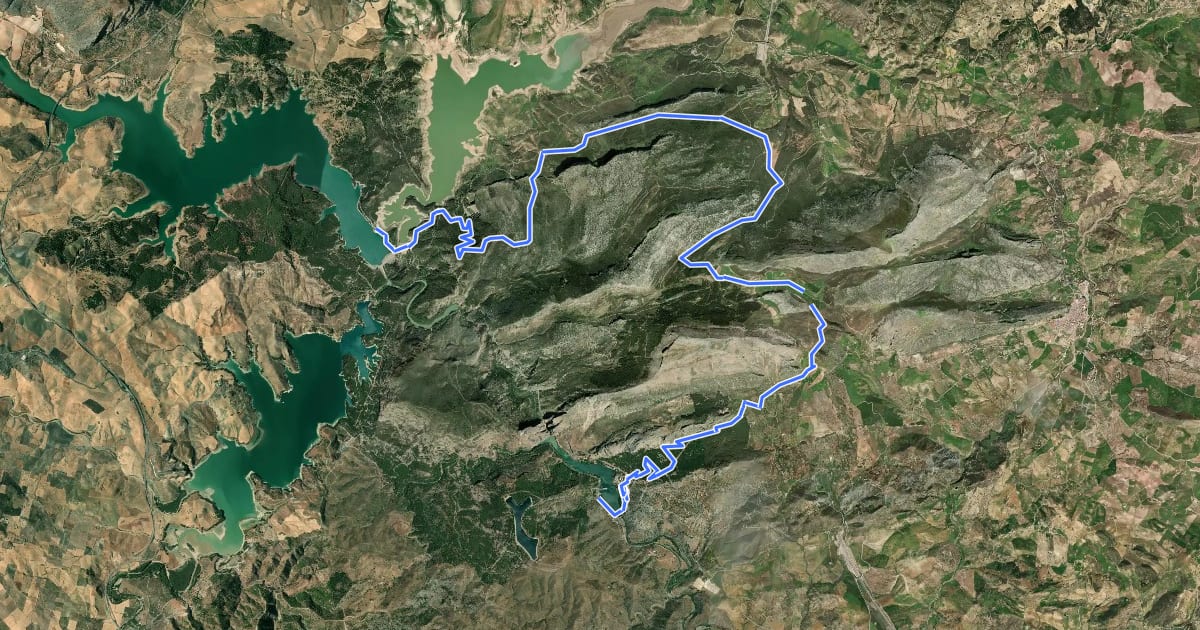 Маршрут Embalses del Guadalhorce - Estación del Chorro на спутниковом снимке