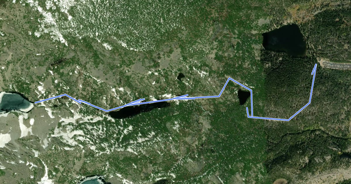 Маршрут Emerald Lake Trail на спутниковом снимке