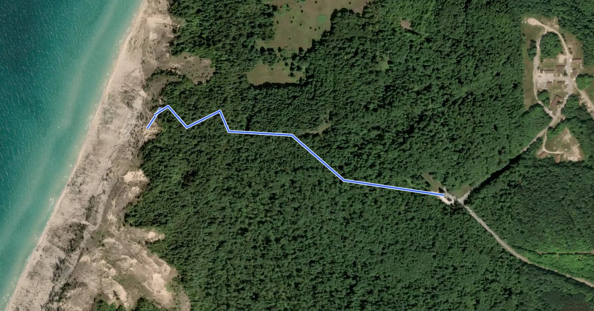Маршрут Empire Bluff Trail на спутниковом снимке