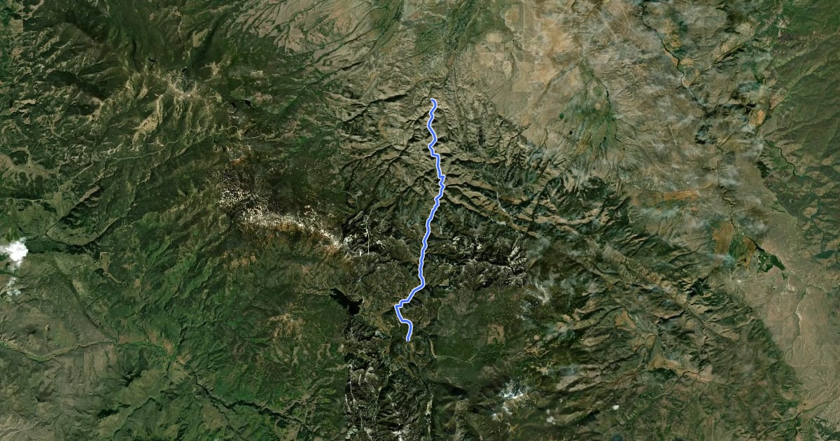 Маршрут Encampment River Trail на спутниковом снимке
