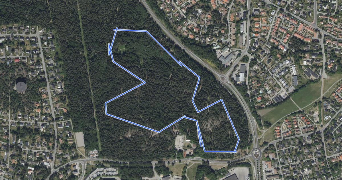 Маршрут Ensta Krog 2.5km rött на спутниковом снимке