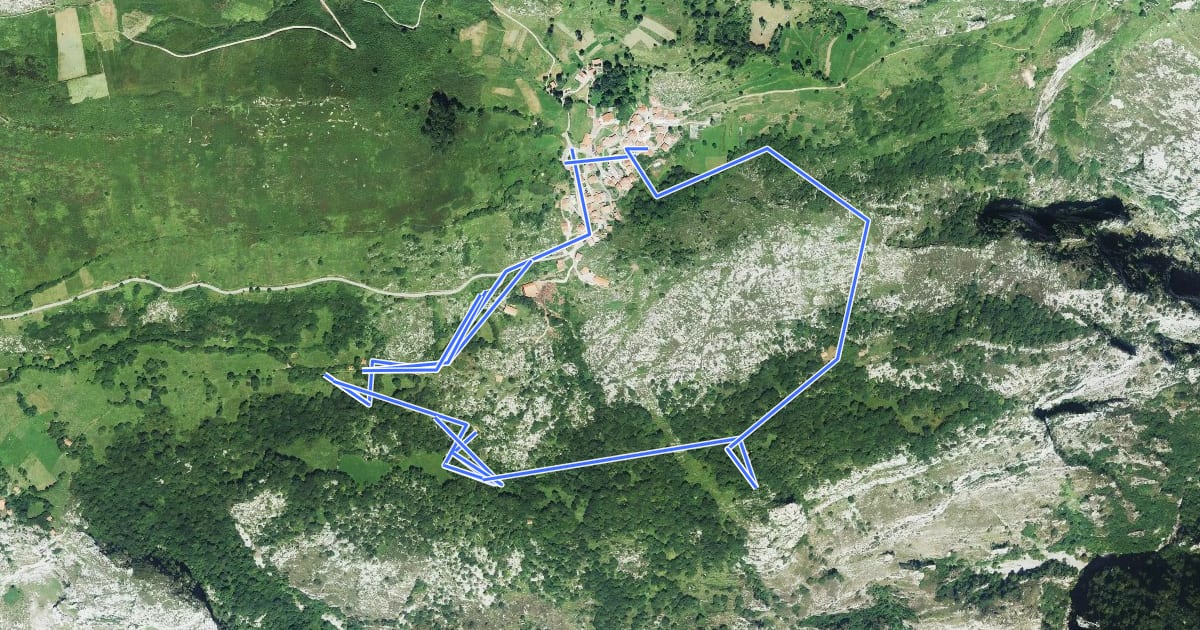 Маршрут Entorno de Tresviso на спутниковом снимке