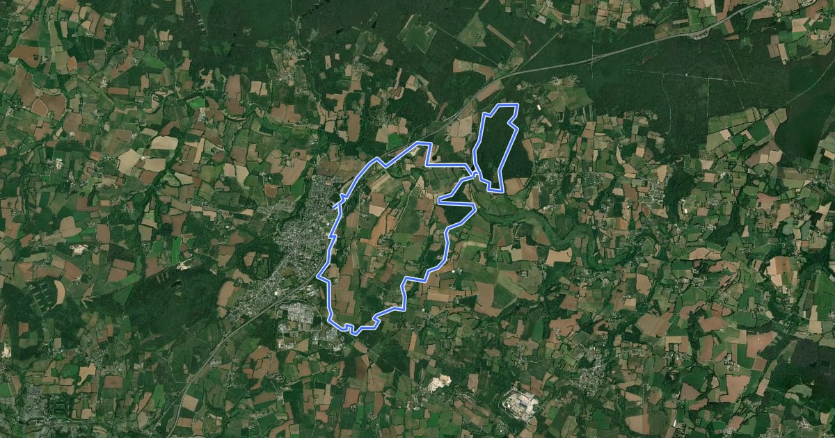 Маршрут Entre bois et cours d’eau на спутниковом снимке