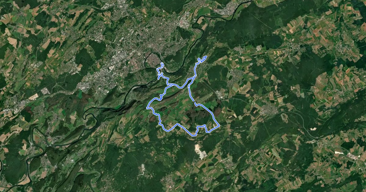 Маршрут Entre monts et vaux на спутниковом снимке
