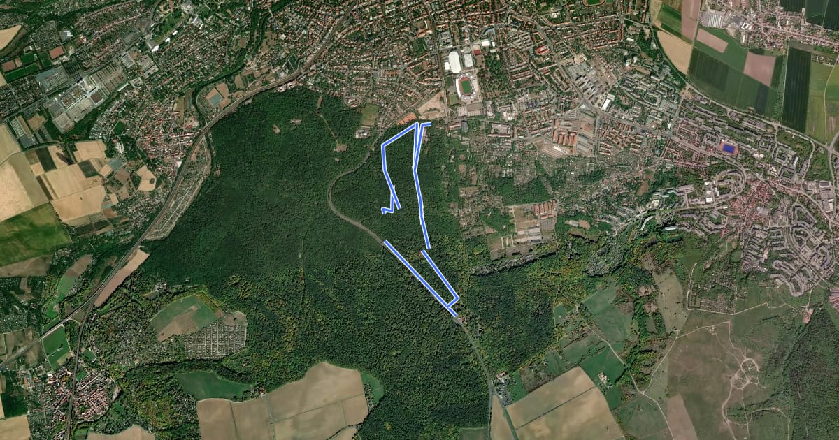 Маршрут Erfurter Steigerwald: Rundwanderweg 4,5km на спутниковом снимке