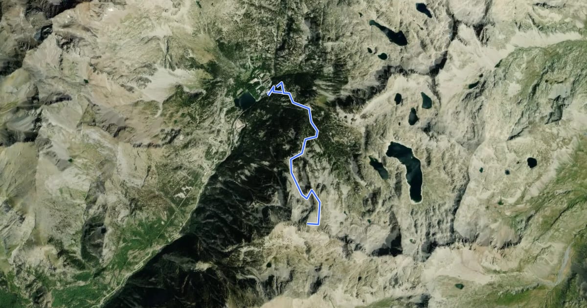 Маршрут esquí de montaña: Foratulas por el Fajón Cerrao на спутниковом снимке