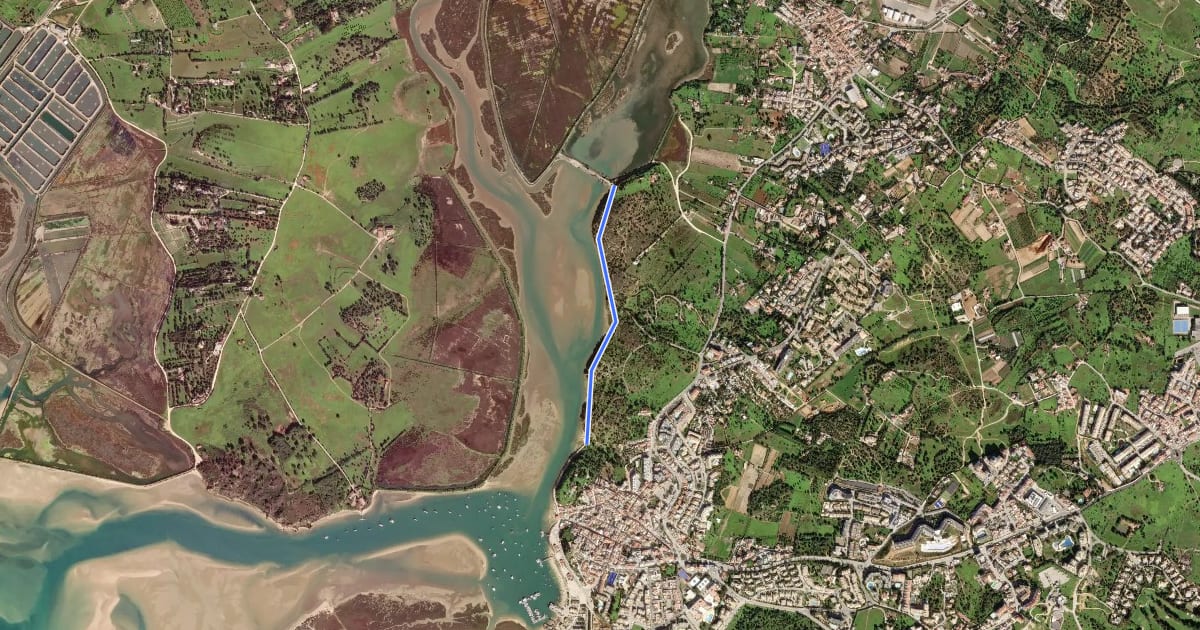 Маршрут Estação da Biodiversidade de Alvor на спутниковом снимке