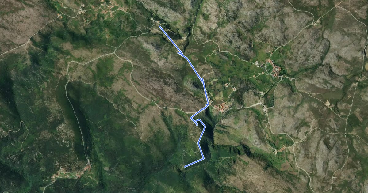 Маршрут Estação da Biodiversidade do Merujal на спутниковом снимке
