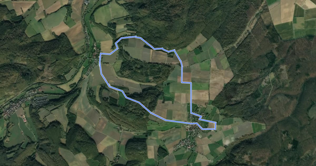 Маршрут ET10 Von Lüntorf über den Uchtelberg nach Welsede und zurück на спутниковом снимке