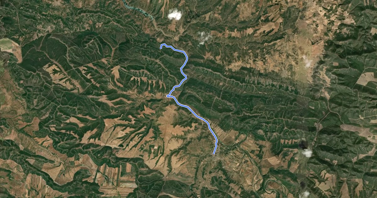 Маршрут Etapa 15: Puebla de Don Rodrigo - Refugio de Valhondillo на спутниковом снимке
