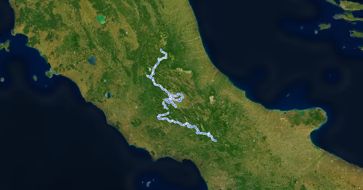 Маршрут European Long distance path E1 - part Italy - Lazio/Abruzzo на спутниковом снимке