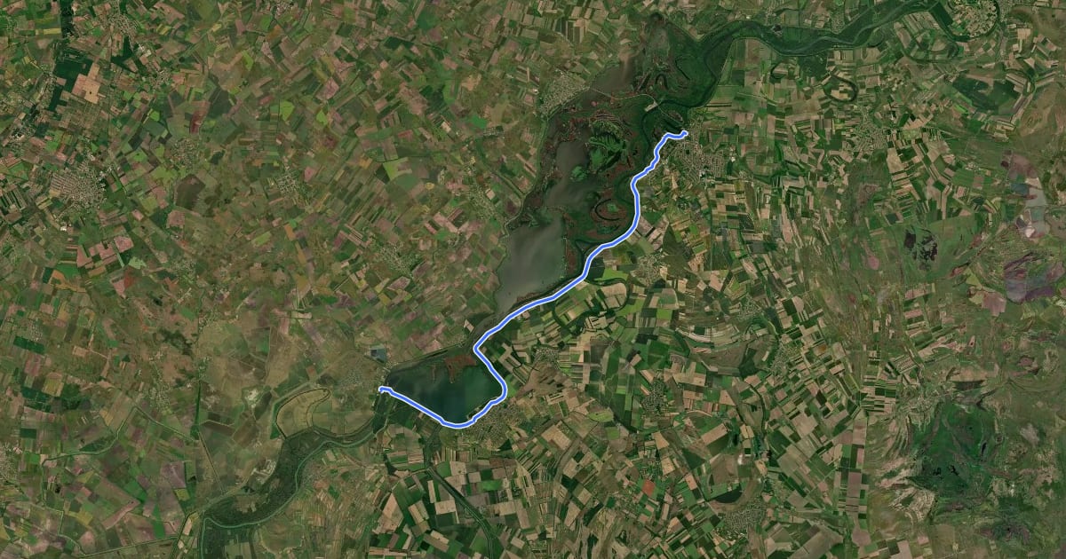 Маршрут EuroVelo 11 - Kelet-európai útvonal - Magyarországi szakasz - Tiszafüred–Kisköre на спутниковом снимке