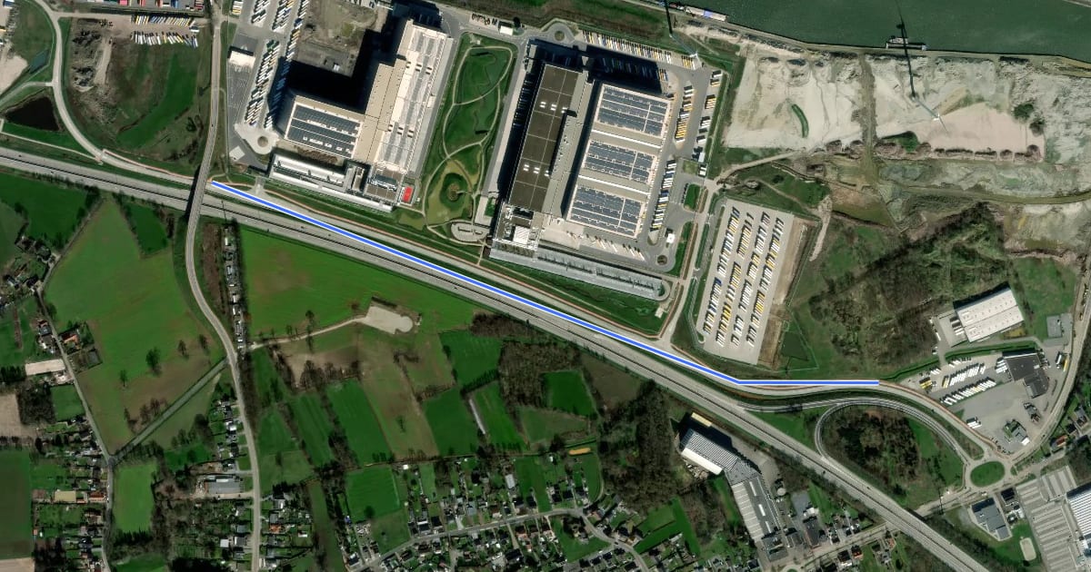 Маршрут F5 Fietssnelweg Nikelaan Ham на спутниковом снимке