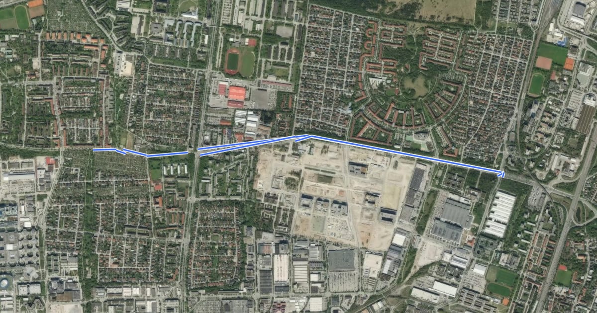 Маршрут Fahrradhauptroute Arena - Querverbindung Heidemannstraße на спутниковом снимке